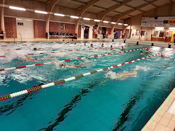 Sesong start for Førde symjarane